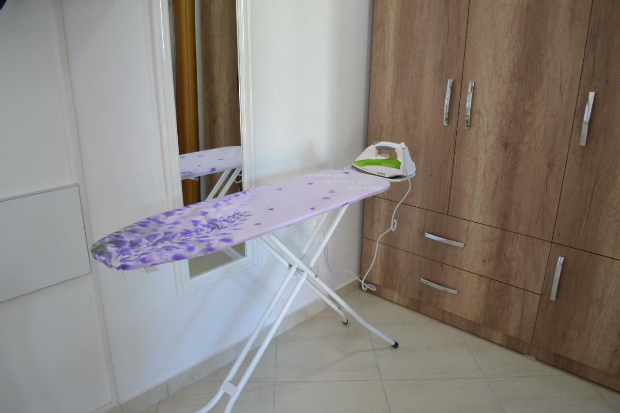 Seaview Bay Studio & Private Garage Vlorë Exteriör bild