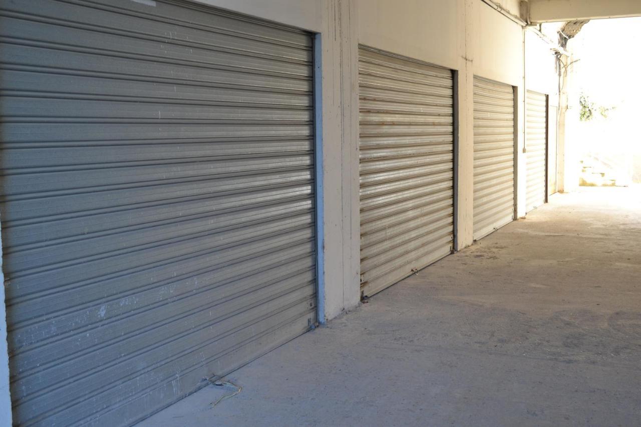 Seaview Bay Studio & Private Garage Vlorë Exteriör bild